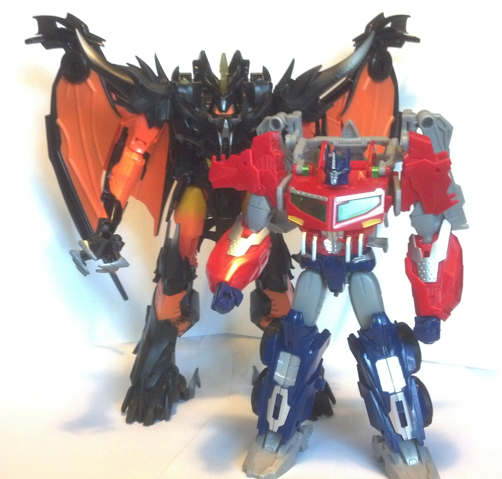 transformers prime beast hunters voyager optimus prime